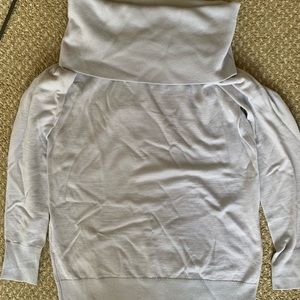 Off the Shoulder Aritzia Sweater XS